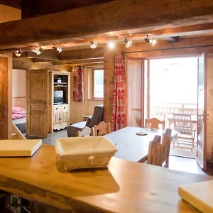 L'aubepine Apartment